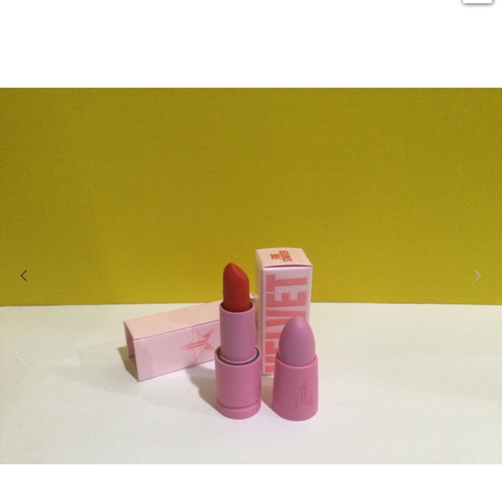 Jeffree Star Velvet Trap in Fire Starter Lipstick .12 oz - Picture 1 of 6
